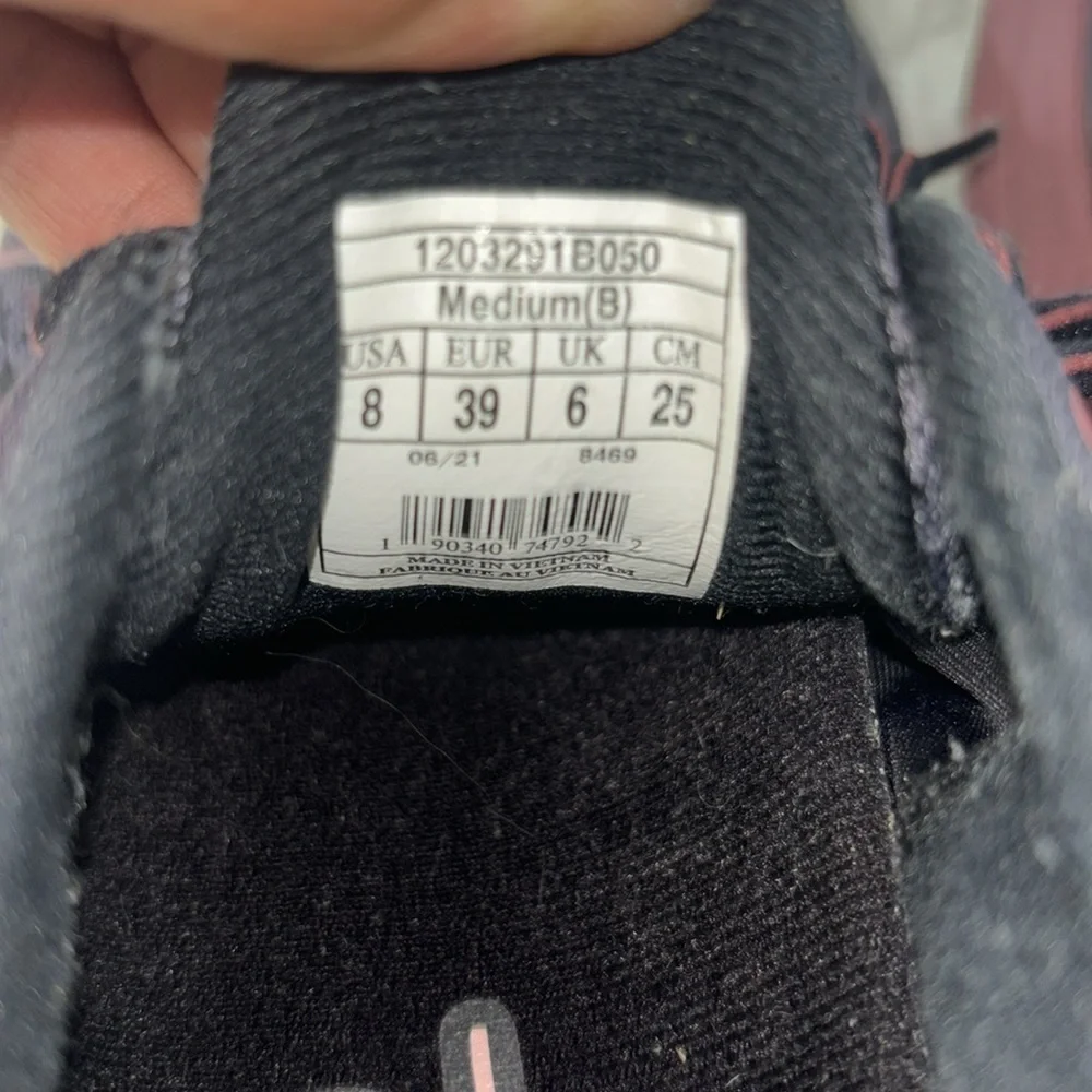 Brooks Adrenaline GTS 21 Running Sneaker - Picture 14 of 14